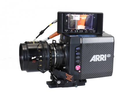 Transvideo's StarliteHD-e recorder-monitor displaying its latest focus puller menu, connected to an ARRI camera and ARRI smart optics Transvideo's StarliteHD-e recorder-monitor displaying its latest focus puller menu, connected to an ARRI camera and ARRI smart optics